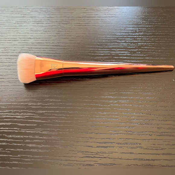Preowned Real Techniques 301 Flat Contour Brush - Picture 3 of 5